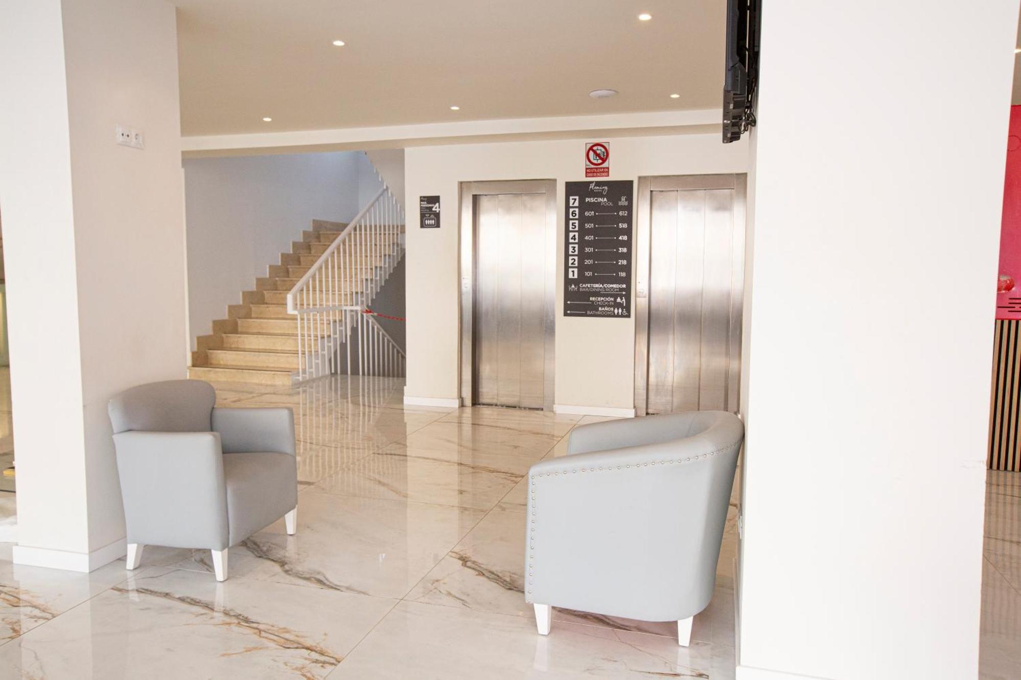 Fleming Playa Poniente Hotel เบนิดอร์ม ภายนอก รูปภาพ