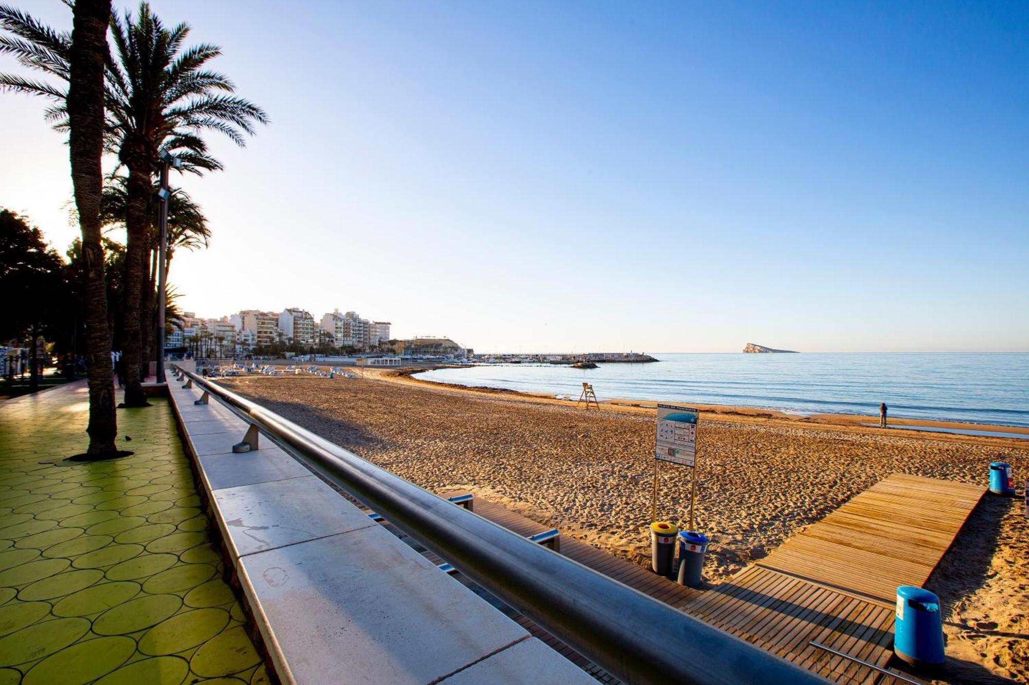Fleming Playa Poniente Hotel เบนิดอร์ม ภายนอก รูปภาพ