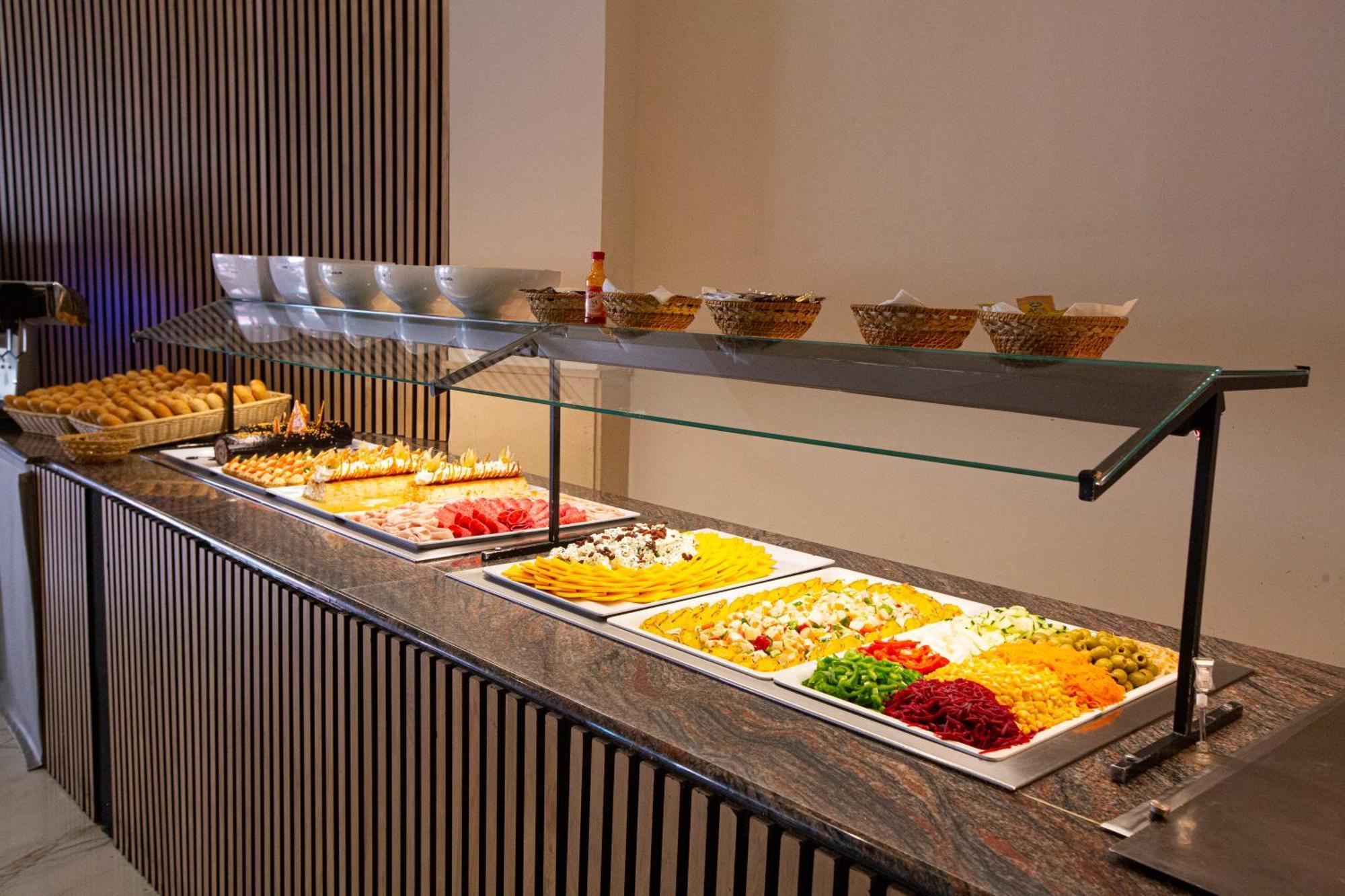 Fleming Playa Poniente Hotel เบนิดอร์ม ภายนอก รูปภาพ